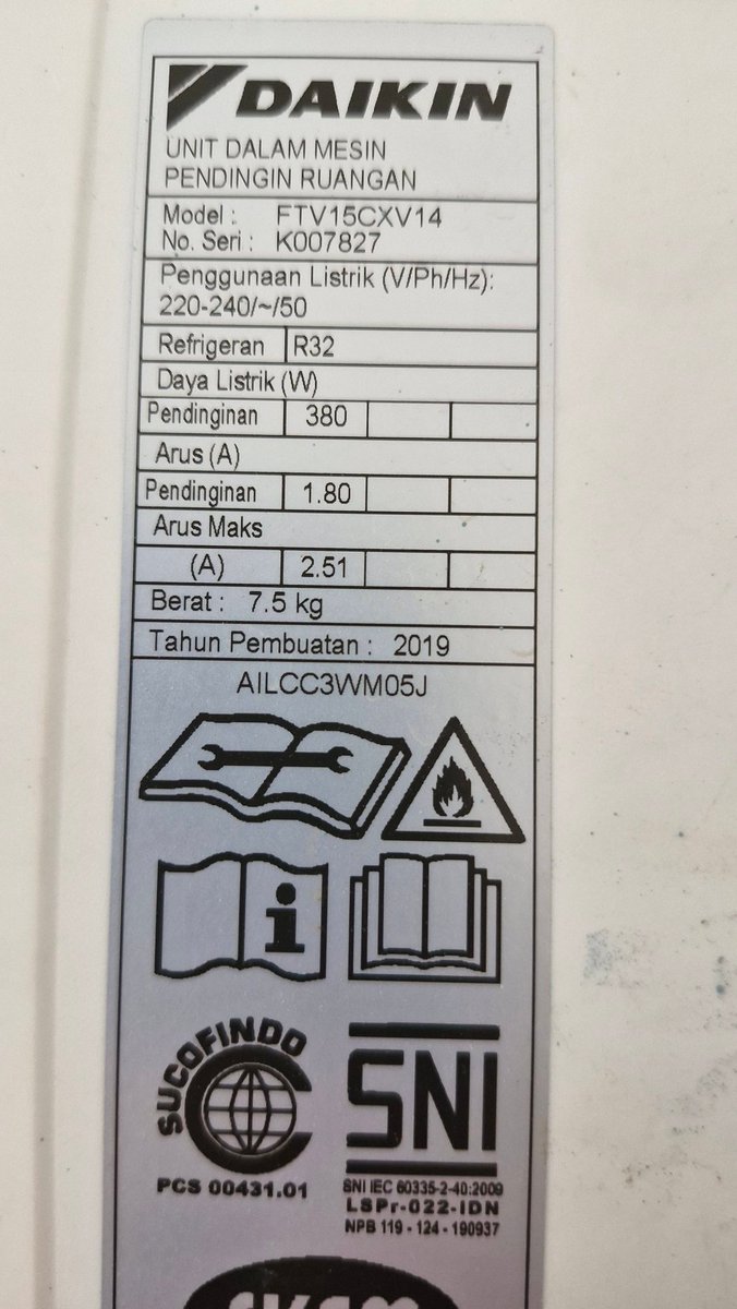 AaromLog's tweet photo. @zharki2018 Bener, pak 🤣🤣

Saya beli merk lain, pak.
Takut zonk lg https://t.co/QjnP7NAkte