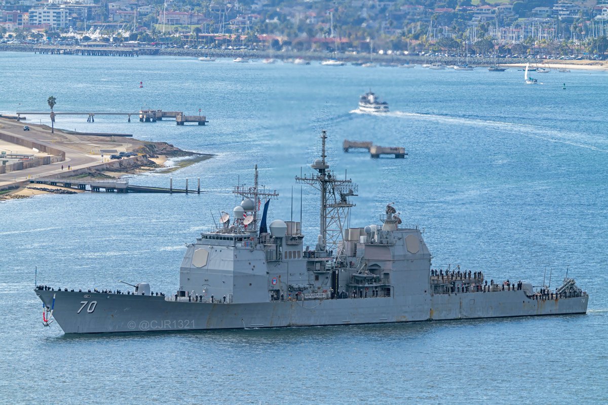 WarshipCam's tweet photo. USS Lake Erie (CG 70) Ticonderoga-class guided missile cruiser coming into San Diego after 7-month deployment - January 30, 2025 #usslakeerie #cg70
SRC: TW-@cjr1321 https://t.co/KnpvOXfedF