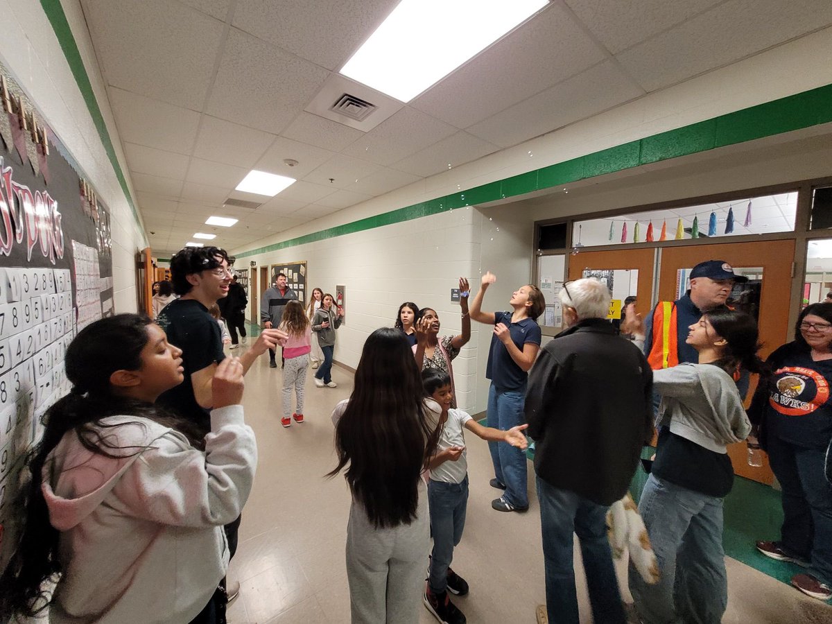 Science Is Fun tweet media