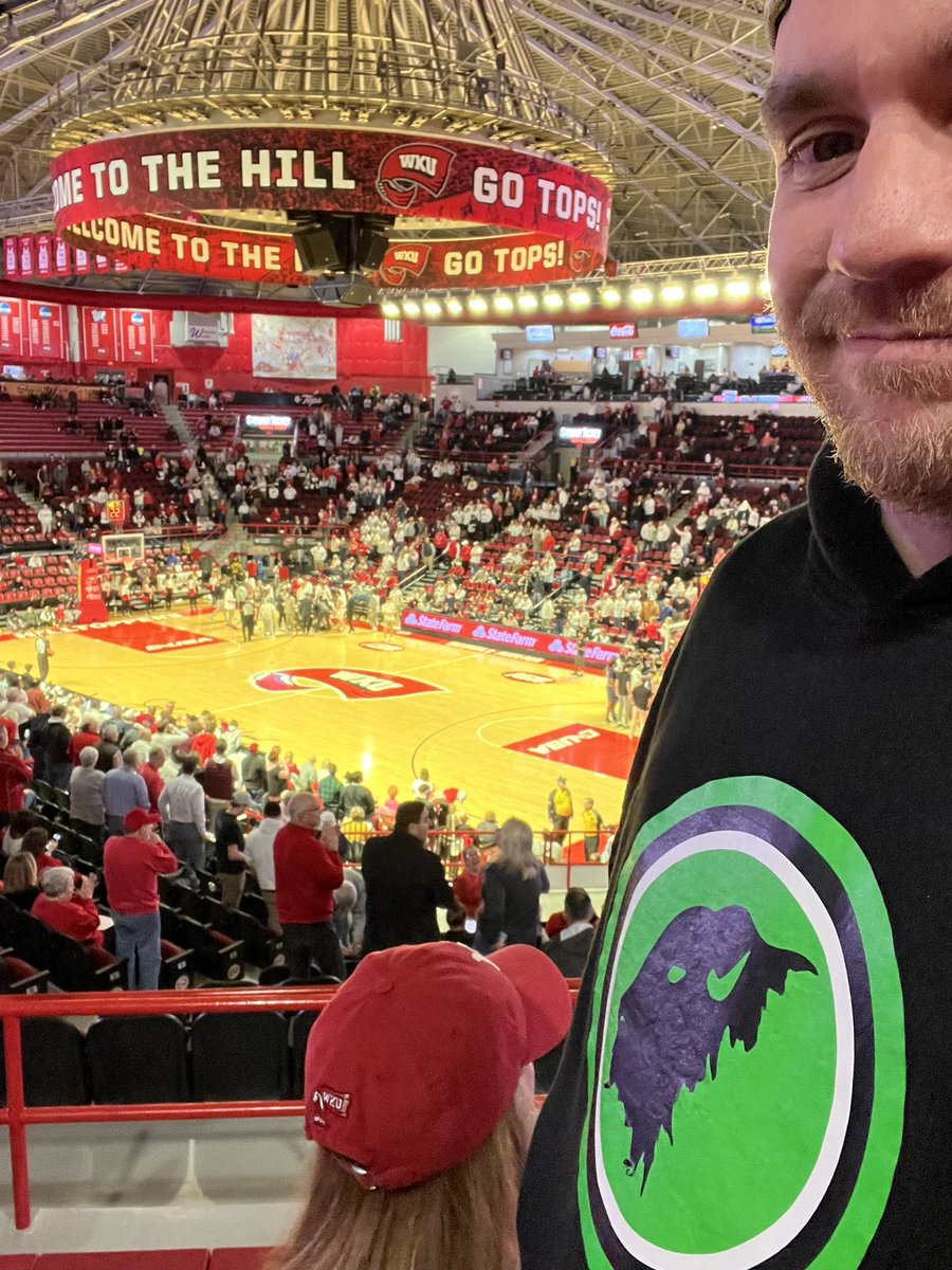 ThunderCast_Pod's tweet photo. Out here reppin in enemy territory. https://t.co/KajQDUnhwg
