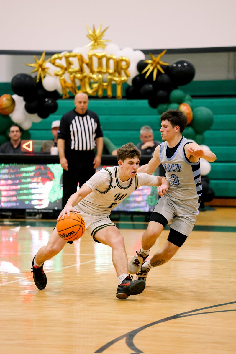 Cooper_Whitby31's tweet photo. Pics from Senior Night @BasketballWCS @Cooper_Whitby31 https://t.co/tskeHdkYHW