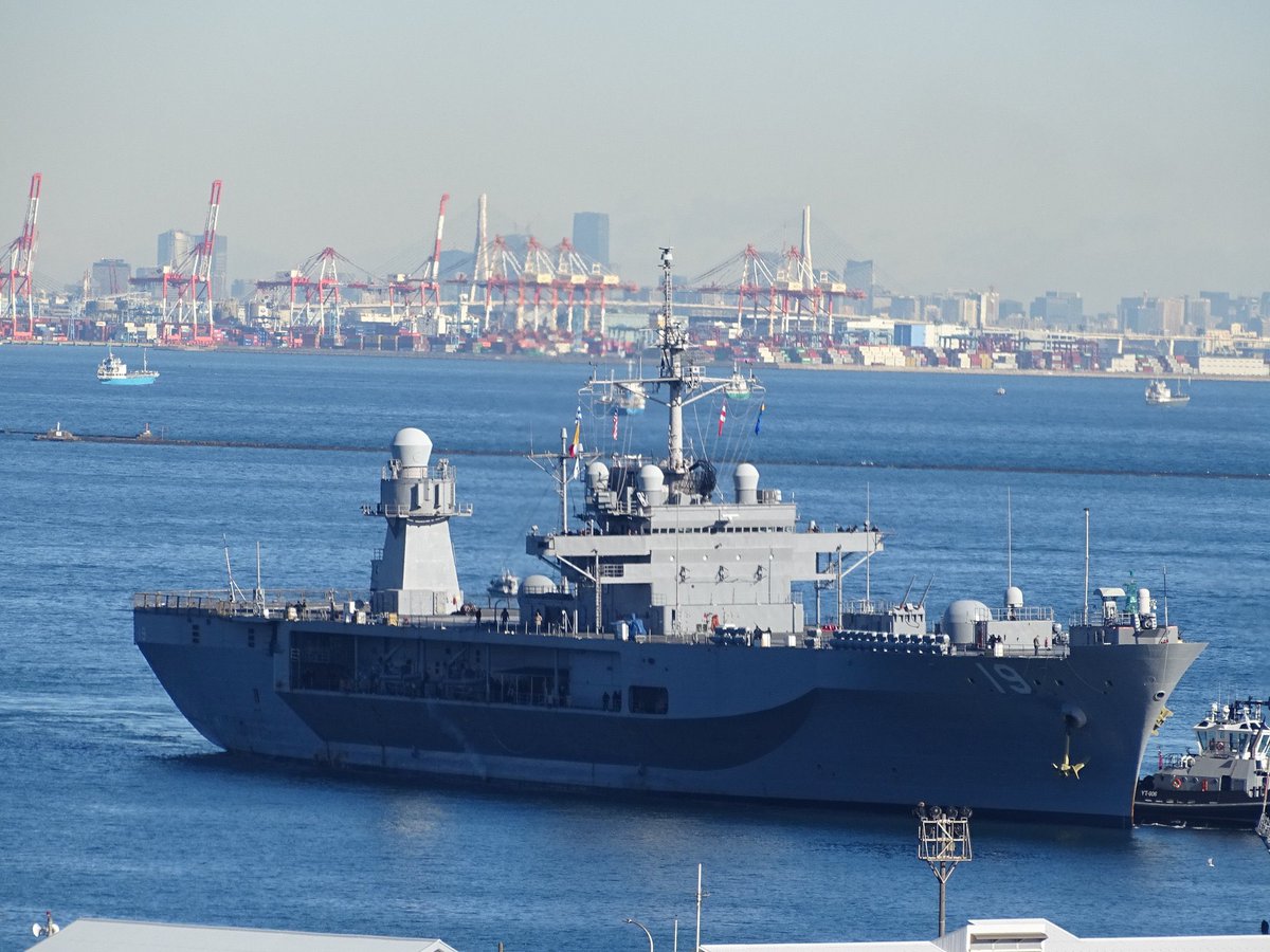 WarshipCam's tweet photo. USS Blue Ridge (LCC 19) Blue Ridge-class amphibious command ship coming into Yokosuka, Japan - January 31, 2025 #lcc19 #ussblueridge

SRC: TW-@MICHIYAM https://t.co/SkkKFhzNPJ