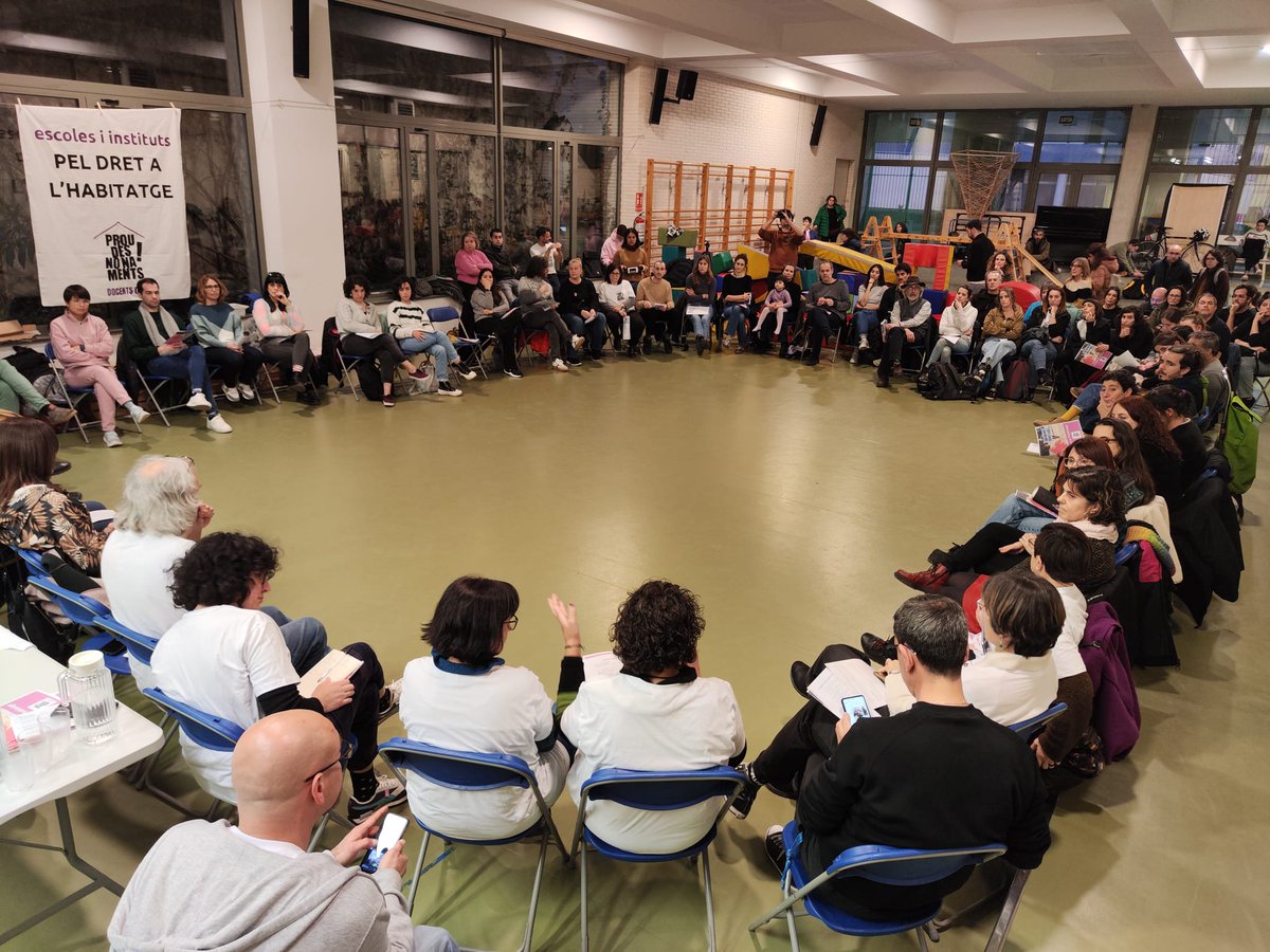 No tindrem un #ensenyament de qualitat per a tothom si no tenim garantit el dret a un #habitatge digne per a tothom

diarieducacio.cat/la-millor-poli…

✍️<a href="/jgirona1/">Joan M</a>