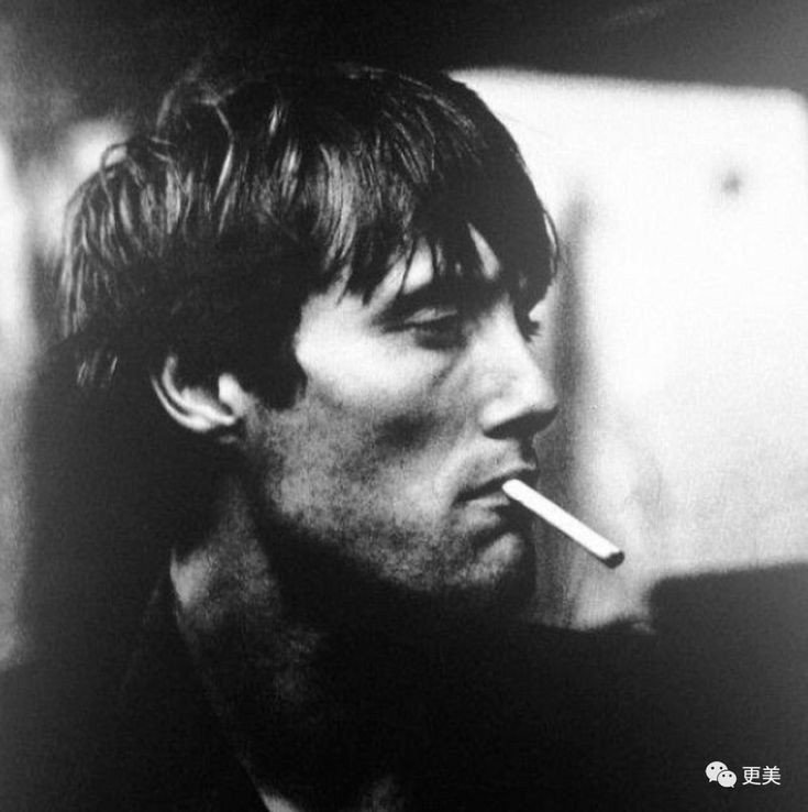 snowdthy's tweet photo. @tarxhaa Se que trata de poner actores poco atractivos, pero este es un post de apreciacion a la belleza de mads mikkelsen, alias el papi chulo puesto que vi que había gente que lo llamaba feo, no soporte, pido perdon. https://t.co/pY6UASWVso