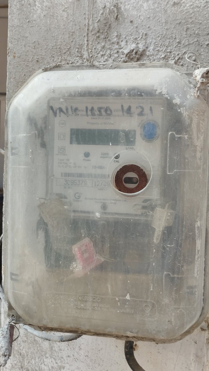 a_chauhan31's tweet photo. @KESCoHQ @UPPCLLKO Sir, there is no electricity in Vikasnagar Gadarian Purwa for the last 2 hours and till now electricity has not come back, due to which we are facing a lot of problems, please take cognizance and take appropriate action. https://t.co/z5rsYxnlMC