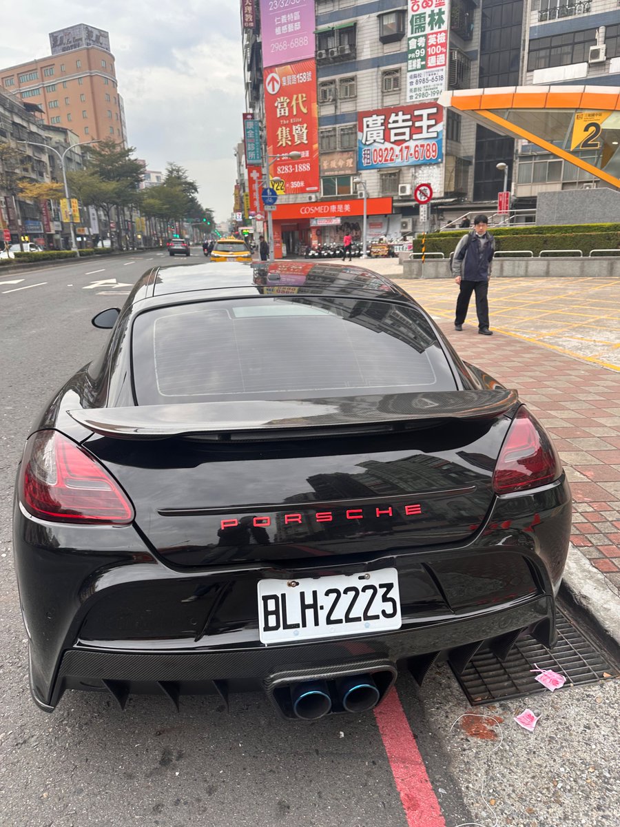 mecca0322's tweet photo. 花蓮的女生現在有誰要一起去晃晃吃東西晚上抱抱睡的 私我💦💦🍌🍌👅👅

#花蓮 

#ㄞㄞ https://t.co/87nyMS82iR
