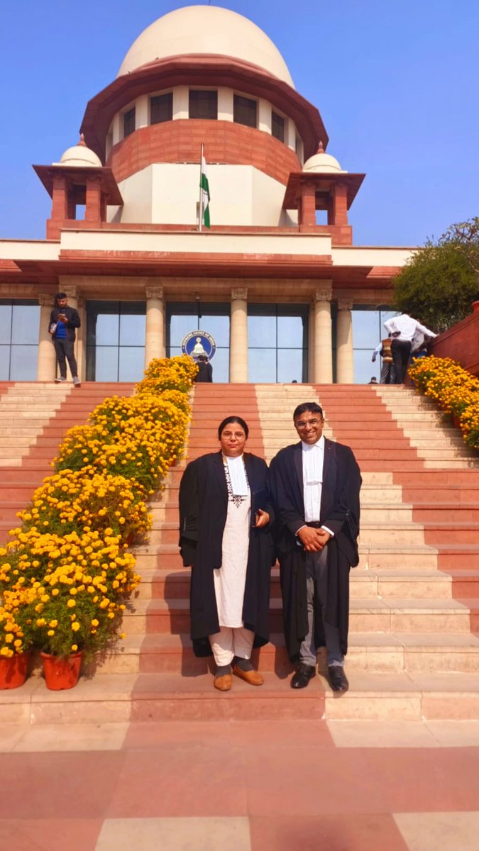 After much deserving✌️✌️.. Happy faces #SupremeCourtofIndia