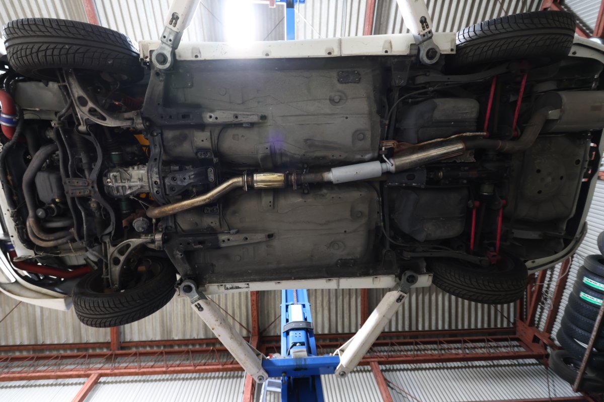 gyakusy's tweet image. #おまえらのローアングルをみせてくれ 
#GC8
#EJ20
#インプレッサ 
真下から！