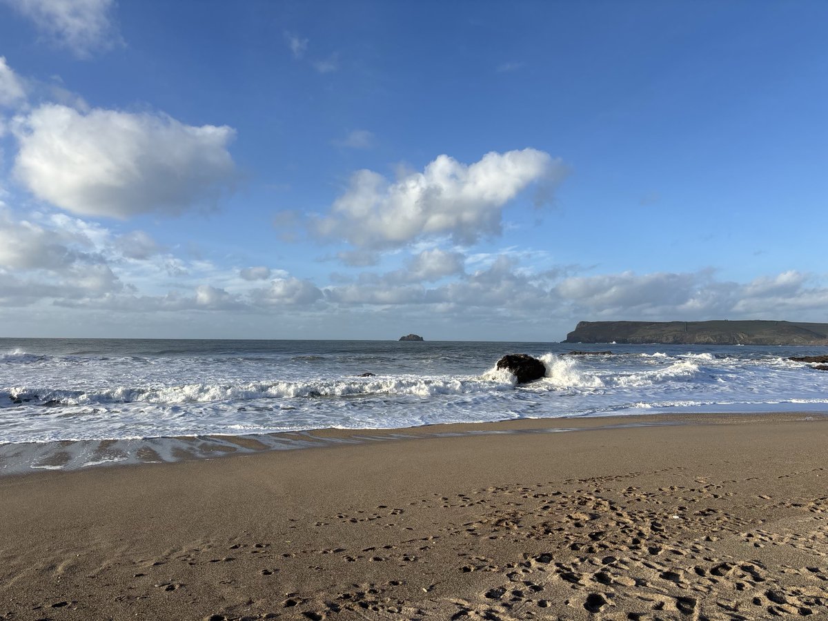ApplebyCornwall's tweet photo. Heading into the weekend #Greenaway #Cornwall https://t.co/dqOaL09D1O