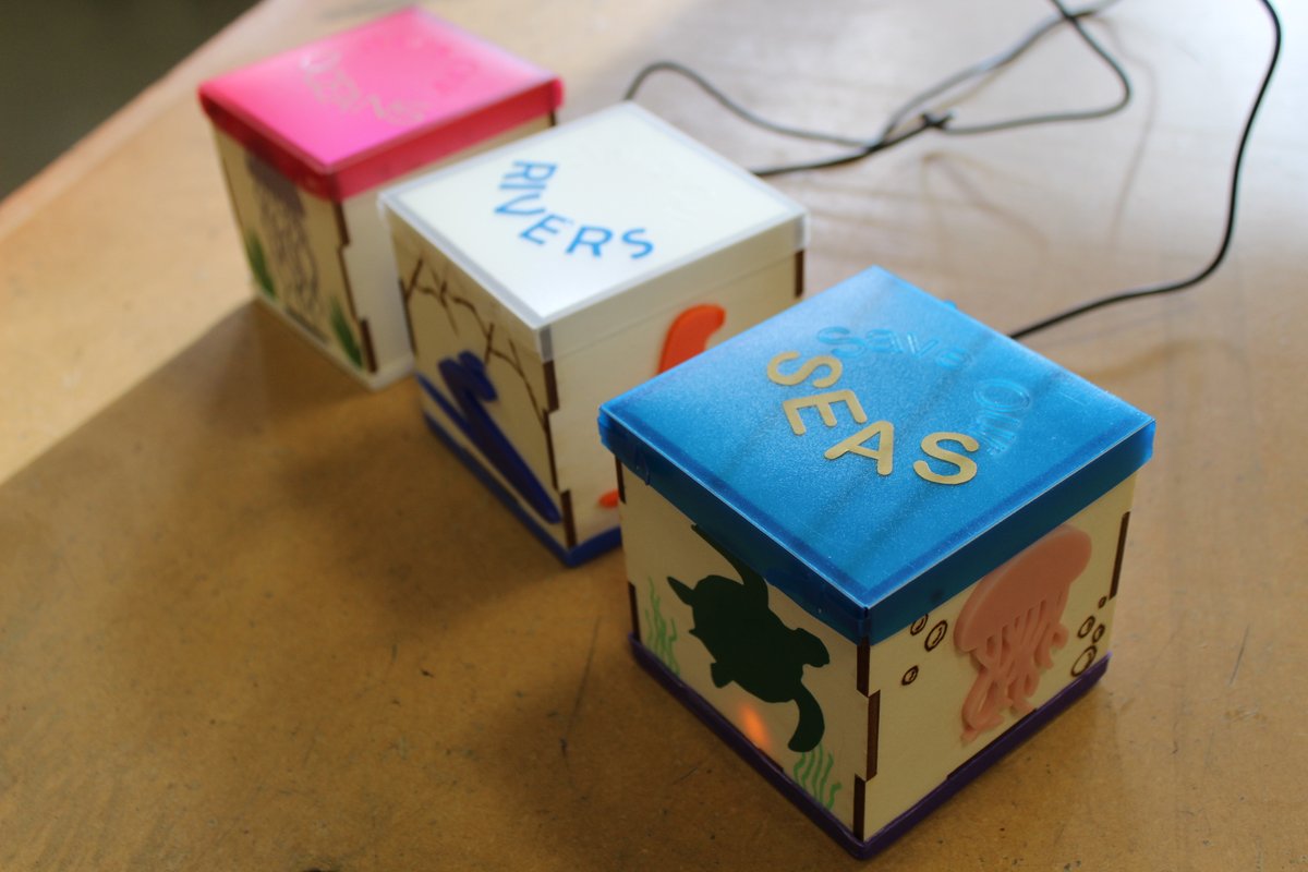 BoltonSch's tweet photo. #BSGD have been working on their recent D&T projects, including Eco light boxes, pencil cases & water bottle holders.
#BoltonDesignTech develop a range of skills that draws on other related disciplines such as Science, Art & ICT. Fantastic work girls!
#BoltonSch https://t.co/ApHjHqT3iY