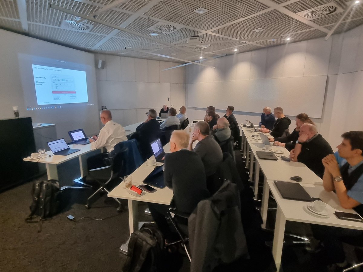 The 43. DeDUG  #Db2 user group just started - this is the group of people who chose a physical and  not only for a virtual attendance to this hybrid event. #IDUG #ibmchampion #RUG