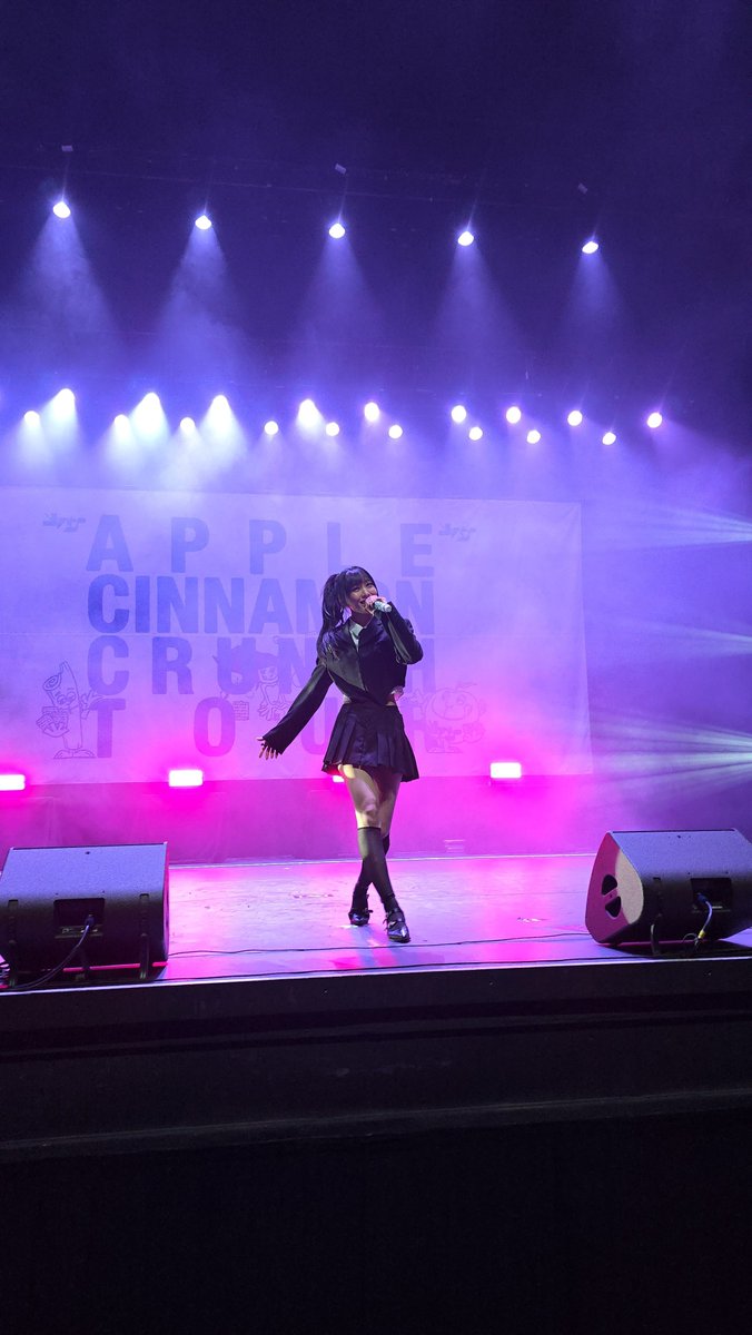 buIletproofbtch's tweet photo. #yvesinla #yvesinlosangeles https://t.co/L4IX3S26IO