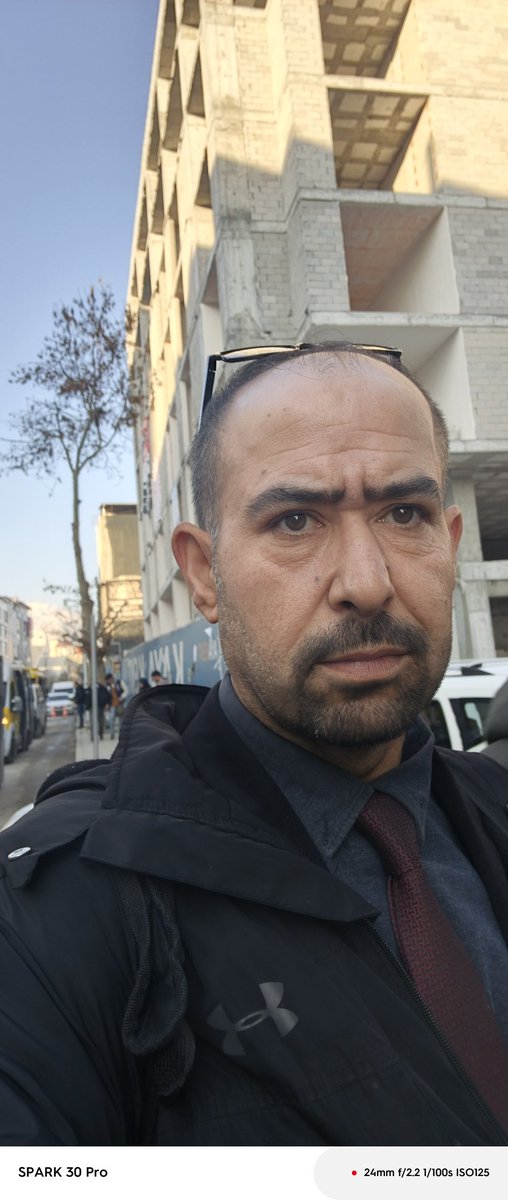 GEL DE KONUŞMA... 
Konuşunca muhalif algısı, konuşmayınca vicdanın ile savaşıyorsun. Ama ben konuşmaya karar verdim. NE OLACAKSA OLSUN.