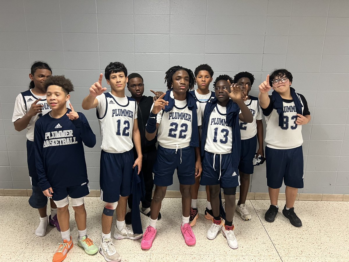 Coach "Money" Mills tweet media