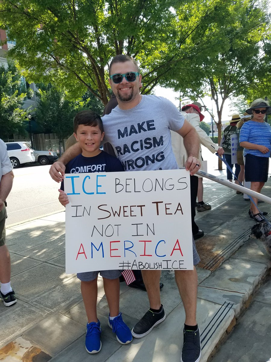 Cwhitenoise's tweet image. #abolishICE
#AbolishCBP