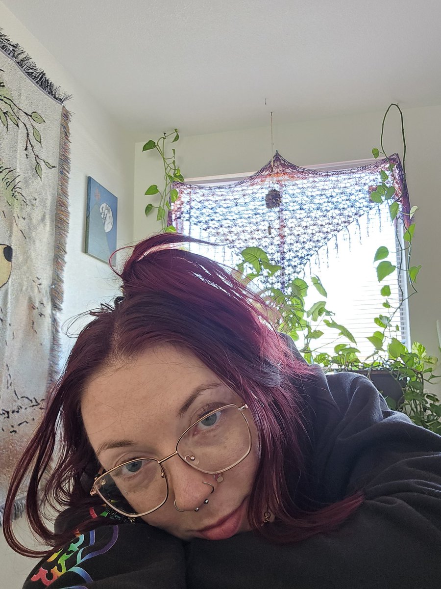 Content from lololye
