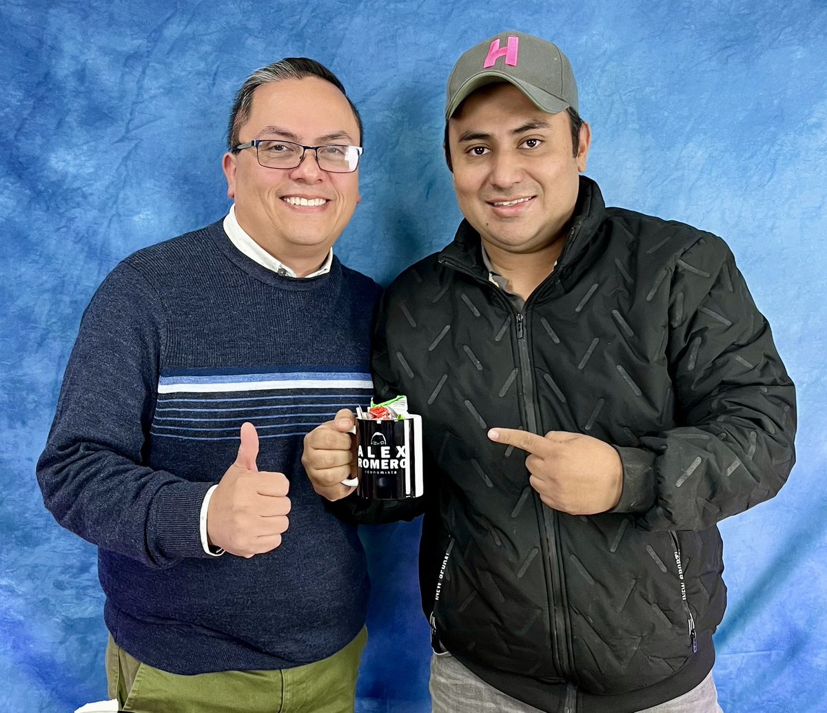 Desde luego que sería imperdonable dejar sin taza a mi estimado <a href="/p1be/">felipe ledezma</a>, productor de lujo de Enfoque Sonora, además creador del diseño del logo de mi sección. Muchas gracias amigo. 🙏