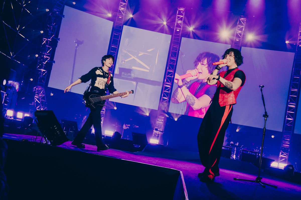 ftisland_japan's tweet photo. ＼2025 FTISLAND LIVE 'PULSE' IN JAPAN／
FTISLAND☆ワールド先行お申込み受付中!!📢

開催を記念して『1st #FNCBANDKINGDOM in TAOYUAN』PHOTOを公開✨

📸LIVE PHOTO - #FTISLAND

⏰受付期間：〜2/3(月)23:59

🎫詳細はこちら
https://t.co/RlrFXS1m8G

#PULSE https://t.co/Zyshr3Y0o3