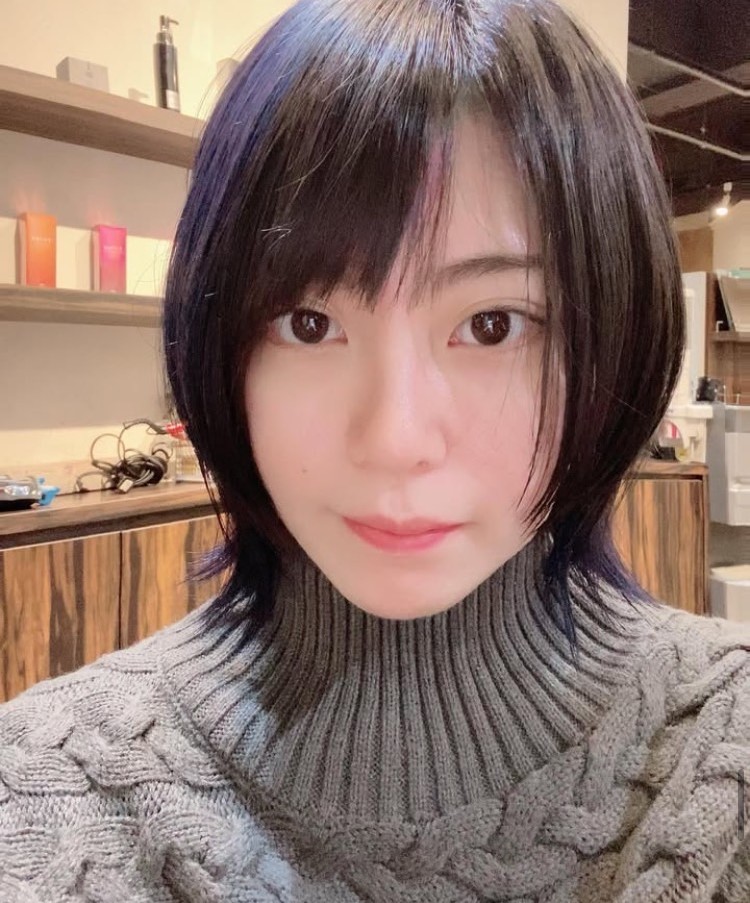 ちなむとこの画像は結構前のやつだから髪型はいつもと変わらんぞよ