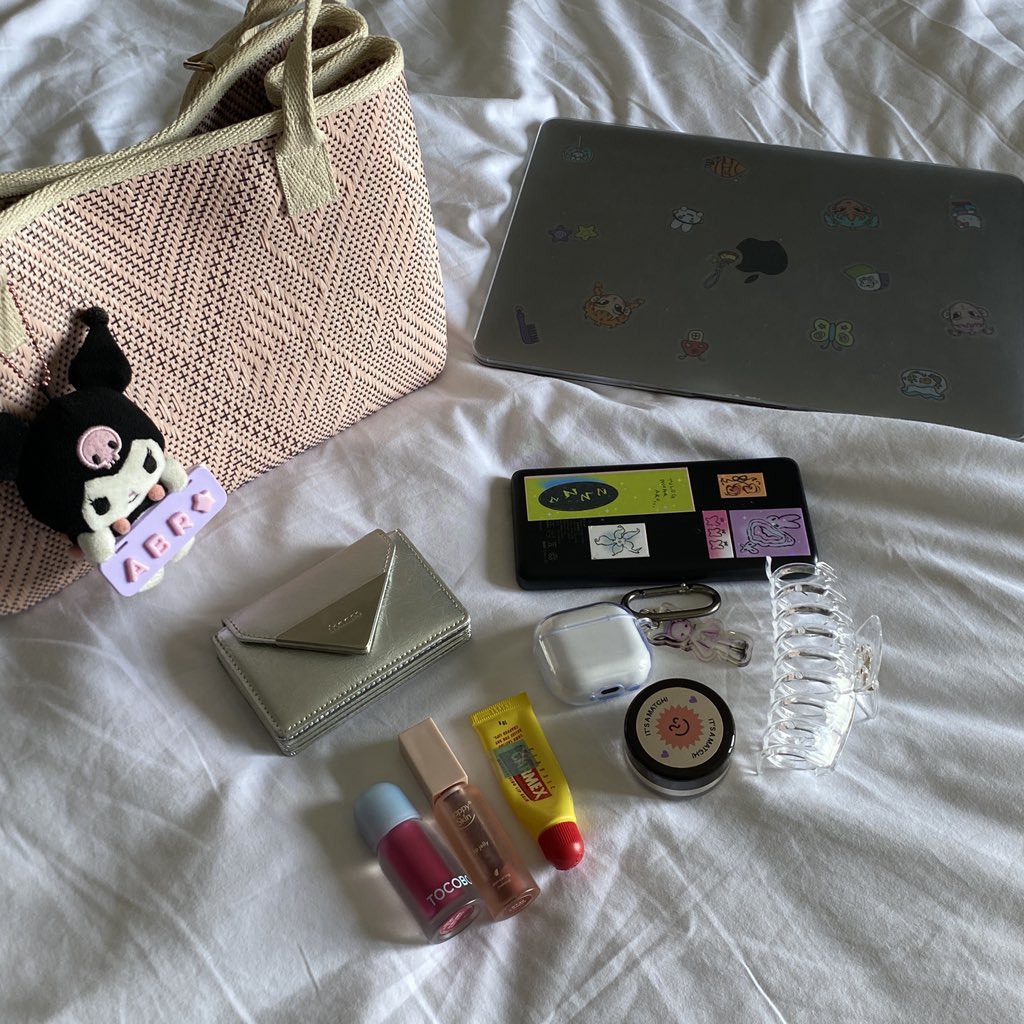 hi british vogue 🐷🪽