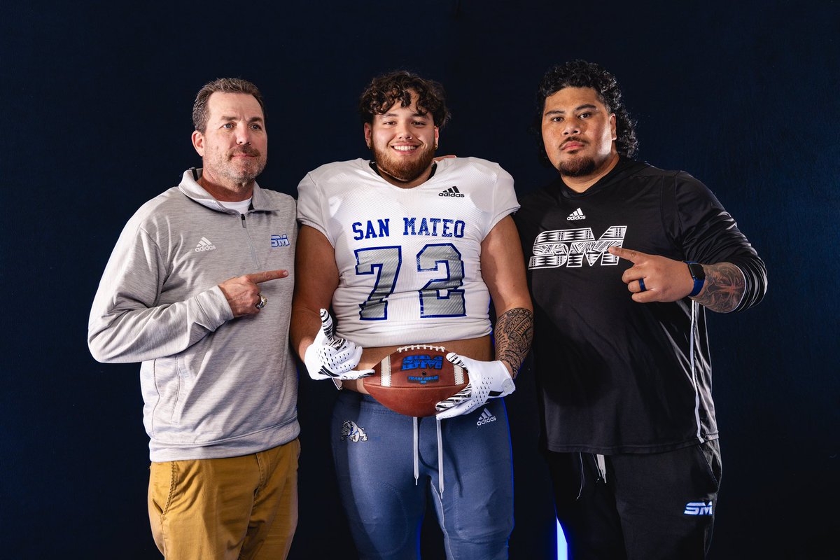 Viliamu Baker-Kline ’25 OL @ College of San Mateo tweet media