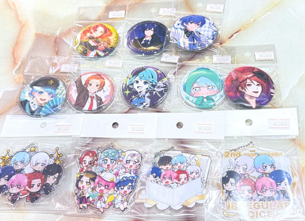 歌い手 いれいす 缶バッジ などが入荷致しました^_^ #りうら #hotoke