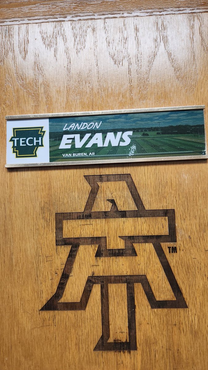 Landon Evans (@landonevans_14) on Twitter photo Had a great time on my official visit to <a href="/ATUFootball/">Arkansas Tech Football</a>
<a href="/moehenry1/">π’πMoe HenryππΏββοΈπ³π’</a>
Thank you so much to <a href="/RoyThompsonFB/">CoachThompson</a> and <a href="/FrankEspy/">Frank Espy</a> !! Had a great time on my official visit to <a href="/ATUFootball/">Arkansas Tech Football</a>
<a href="/moehenry1/">π’πMoe HenryππΏββοΈπ³π’</a>
Thank you so much to <a href="/RoyThompsonFB/">CoachThompson</a> and <a href="/FrankEspy/">Frank Espy</a> !!