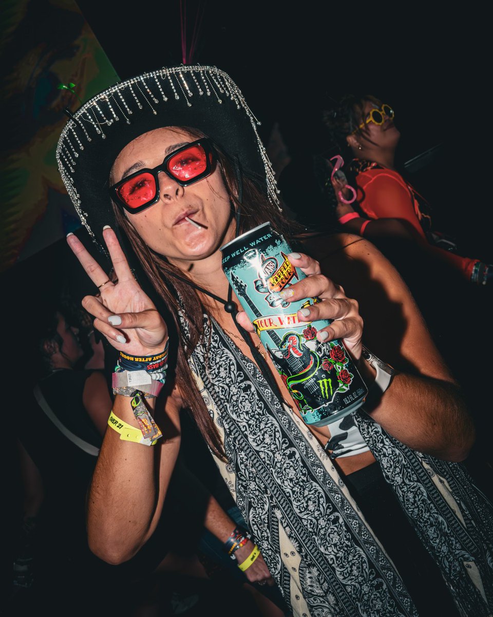 Monster Tour Water tweet media