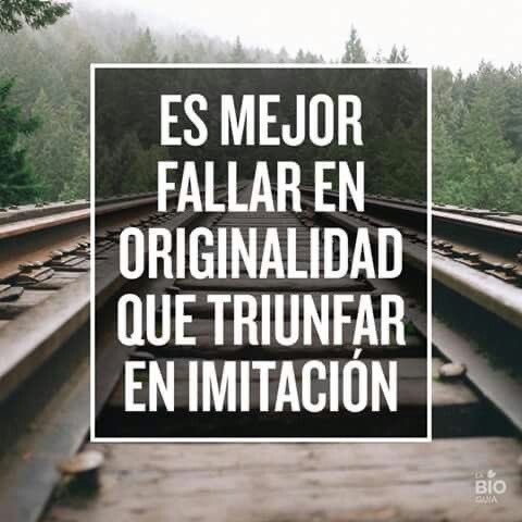 directorzuniga's tweet photo. El éxito no es definitivo; el fracaso no es fatal. Lo que realmente cuenta es tener valor para continuar. 
Es mejor fallar en la originalidad que triunfar en la imitación”. https://t.co/eP7l5NNym7