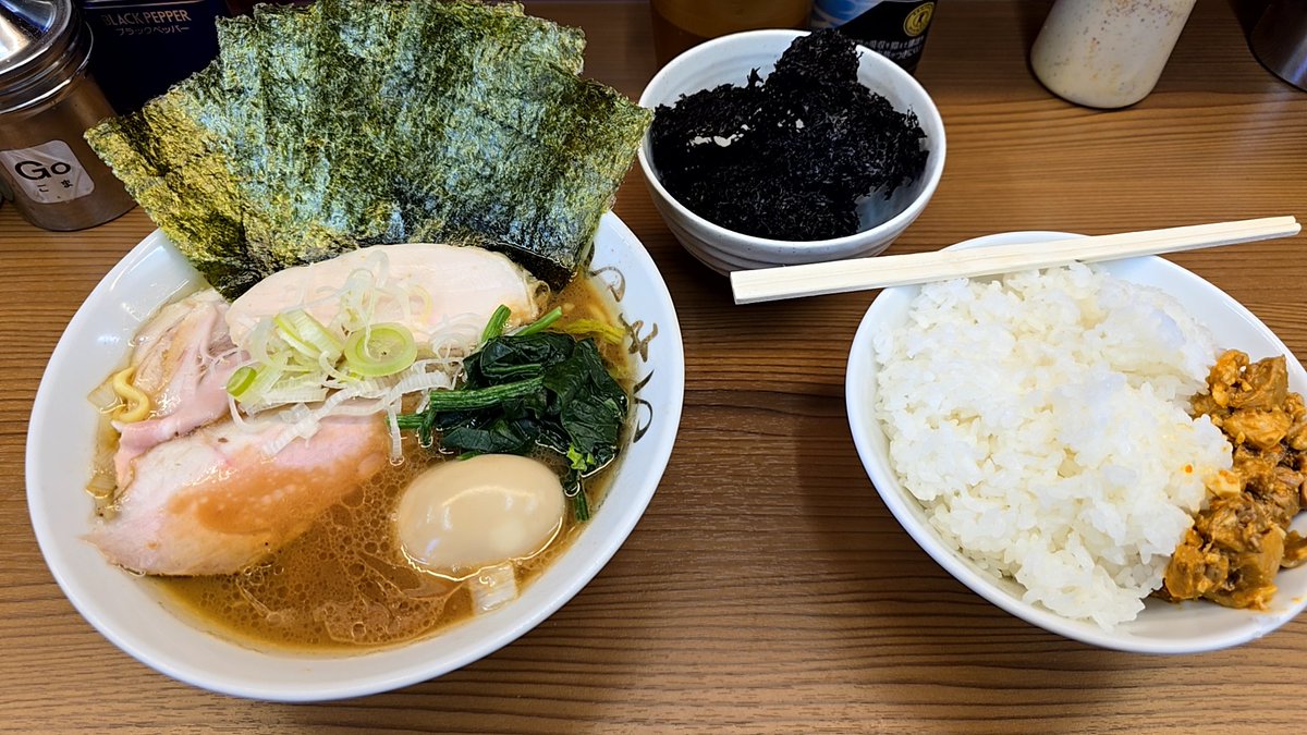 be_san6's tweet photo. 神とされています https://t.co/L0Gq2NlYzq