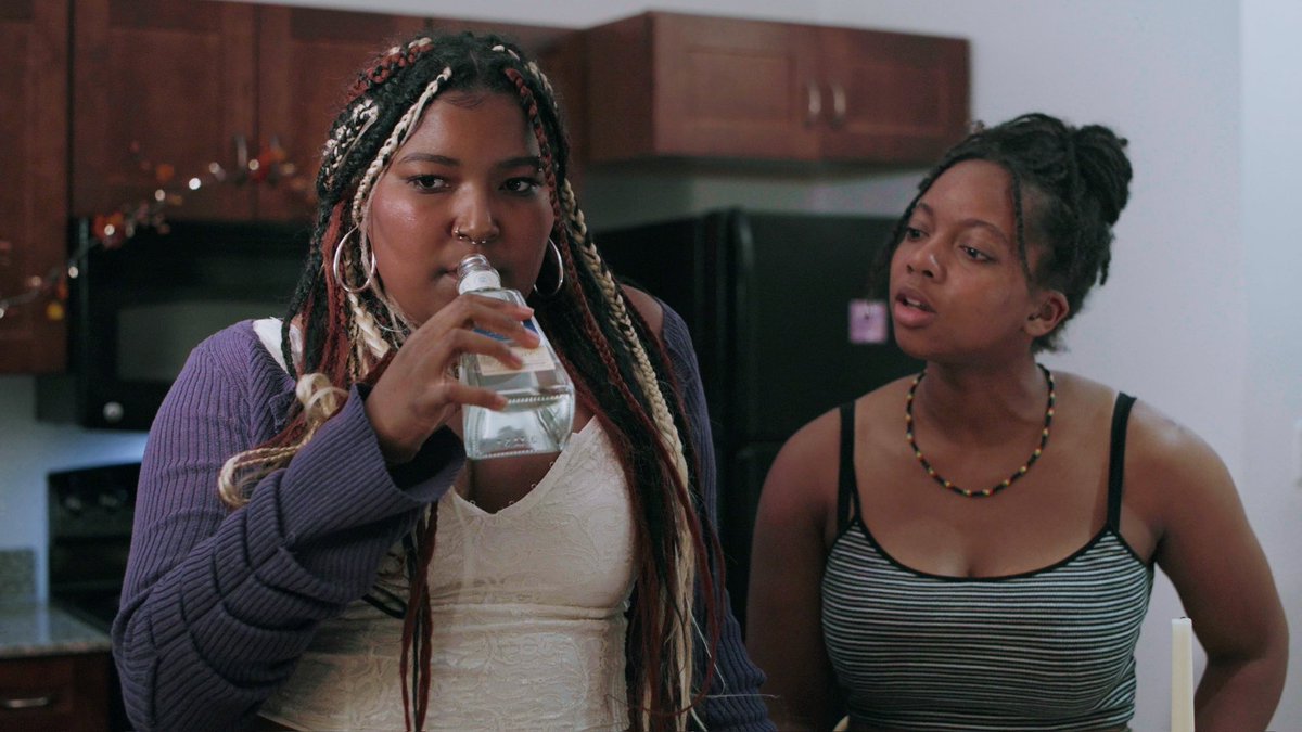 NAMIFILMS's tweet image. MY FIRST FILM FRIENDSGIVING IS OUT!!! This means the world to me as it was my first film and many more to go!!! Please support! Also don’t mind the color grading issue we had a camera situation. PLEASE SHARE!!!
youtu.be/hotxvW7B_y0