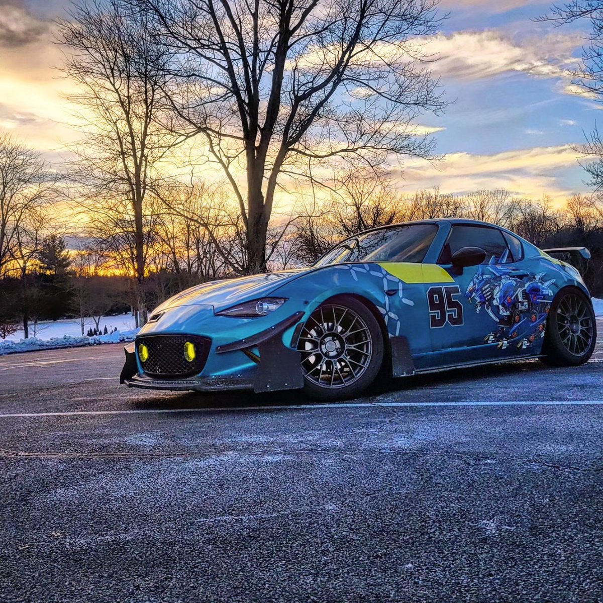 Maddam_Lotus's tweet photo. *knock knock knock* hello? Anyone still around?.. Damn I ain't said shit in a minute. We'll if anyone wants to know. I own a miata now.

Okie byyyyeeee https://t.co/93rUrAXrWM