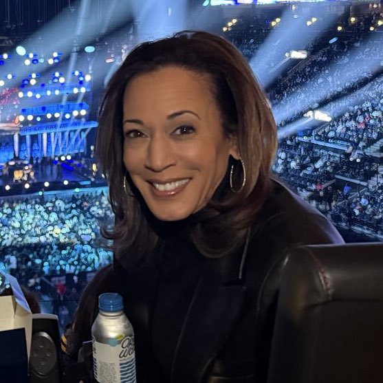 girl the hoops are back wheewww