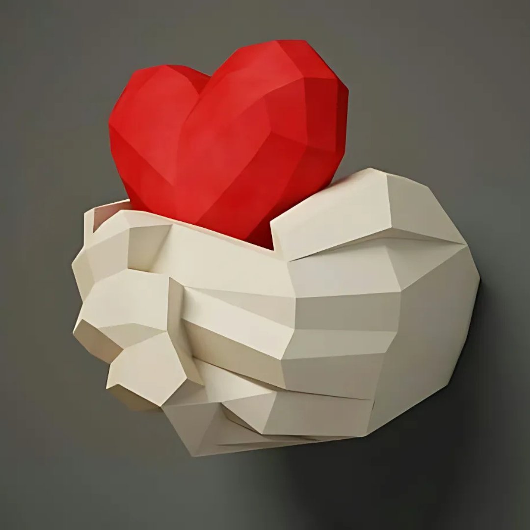 Cra7tyHub's tweet image. Bearing Love ❤
Made with hands for the heart(s)
• Wall hung 
• Dimension: H 7inches, W 5inches, L 5.5inches

#papercrafts #loversgift #handcrafteditems #valentinegift
