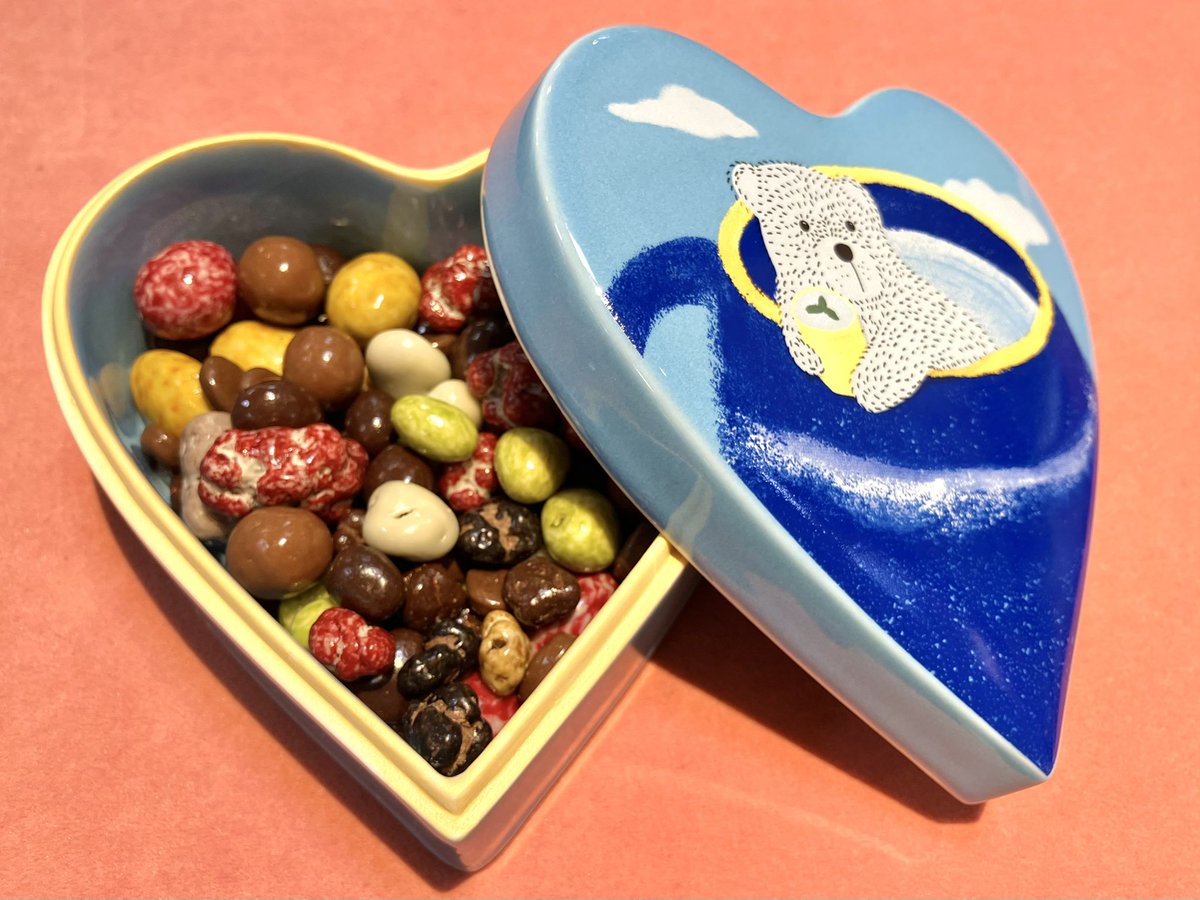 ルシャトー 青い空とクマの夢物語 バレンタイン 有田焼★容器のみのお取引きです ルシャトー 青い空とクマの夢物語 バレンタイン 有田焼☆容器