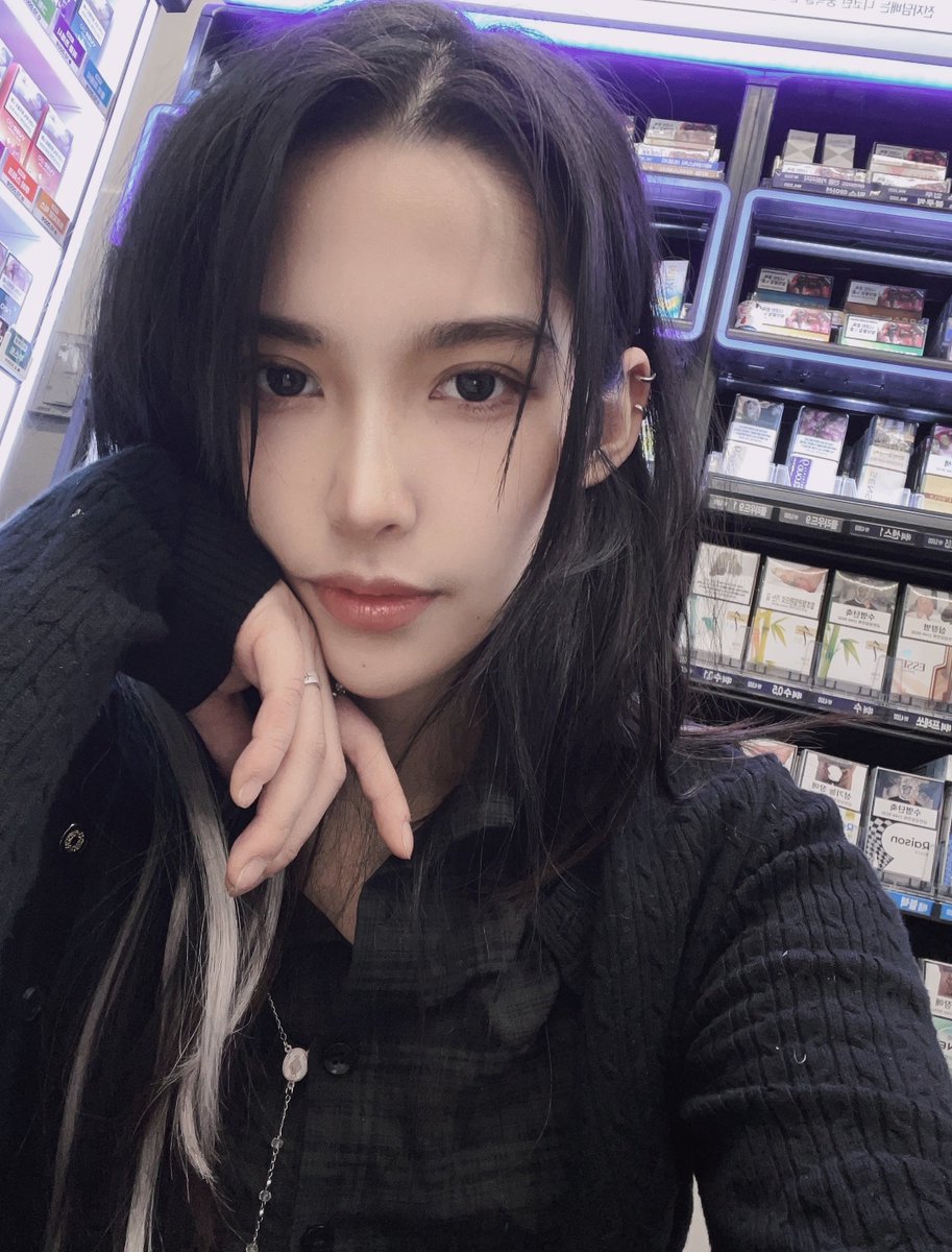 SEA_OF_CLOUD_'s tweet photo. 편순알바중
아 ㅈㅉ 졸리다ㅏ https://t.co/gTPnIksy7t