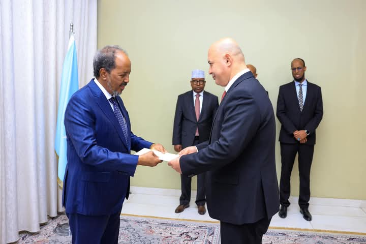 InaCali9's tweet photo. Waxaan aad iyo aad ugu faraxsanahay inuu dalkeenu u jiheestay wadadii horumarka isla markaana Dunidu Ay u cadaatay in Somalia ay qaaday wadadii Hormarka iyo Hiigsiga Fog isla markaana Ay tahay wadan la isku haleyn karo amnigiisa.Japan,Tanzania phalastene,Rwanda waa dalal cusub. https://t.co/juJ6ZFu8aA