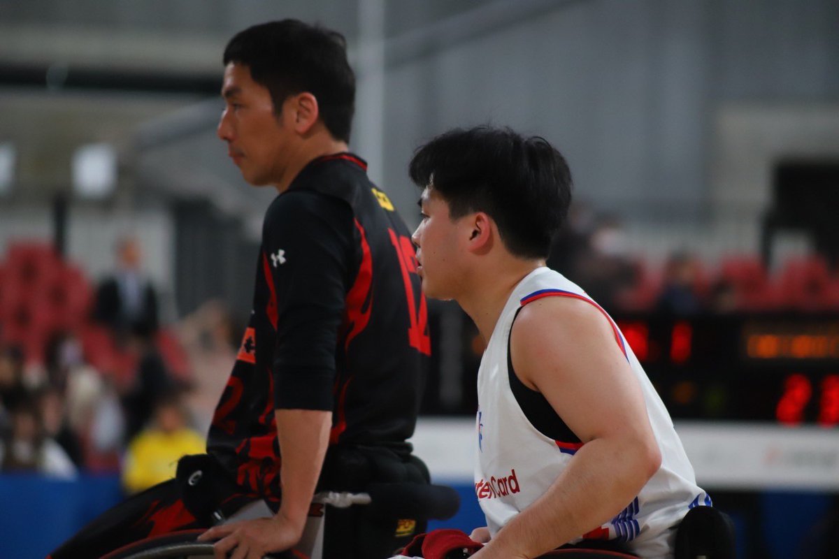 ParaspoDC's tweet photo. 【天皇杯 第50回記念日本車いすバスケットボール選手権大会】
1回戦Bコート 前半終了
フクオカ23-41SAGAMI
SAGAMIが18点リード🔥
#ライジングゼファーフクオカ #SAGAMIFORCE
#天皇杯 #車いすバスケ #PDC #パラスポーツ #バスケ #チャレンジドスポーツ
@suntory_para https://t.co/Ff3NOx9mJD