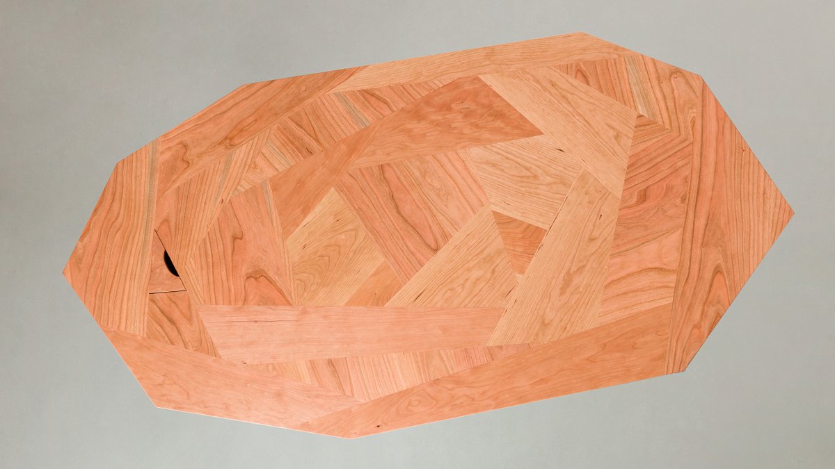 AHECmea's tweet photo. 🌟 Designer Martino Gamper transforms low-grade #Americancherry into a stunning desk, showcasing the wood’s natural knots and color variations in a unique collaged surface.
#MartinoGamper #AHEC #SustainableDesign #AmericanCherry #FurnitureDesign https://t.co/gasPJNrzpa