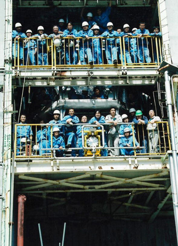 tnsc_JAXA's tweet photo. 🚀H-IIAロケット50号機（最終号機）企画 ～私とH-IIAロケット～🚀

2001年初号機打上げから20年余りに渡って活躍し続けたH-IIAロケットは50号機の打上げを以て引退します。

これまでH-IIAに関わってきたJAXA/MHI関係者の声を集めました🧑‍💻✨

今後も順次更新していきます😊⏬
https://t.co/aQD4tZDcB4 https://t.co/UMPgkNHk6G