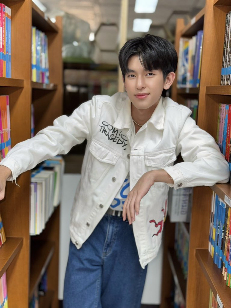 “ แฟร์รี่แฟร์ ” School Tour โรงเรียนวัดราชโอรส

 #fairryfair

#FridayCollege
#Tia51