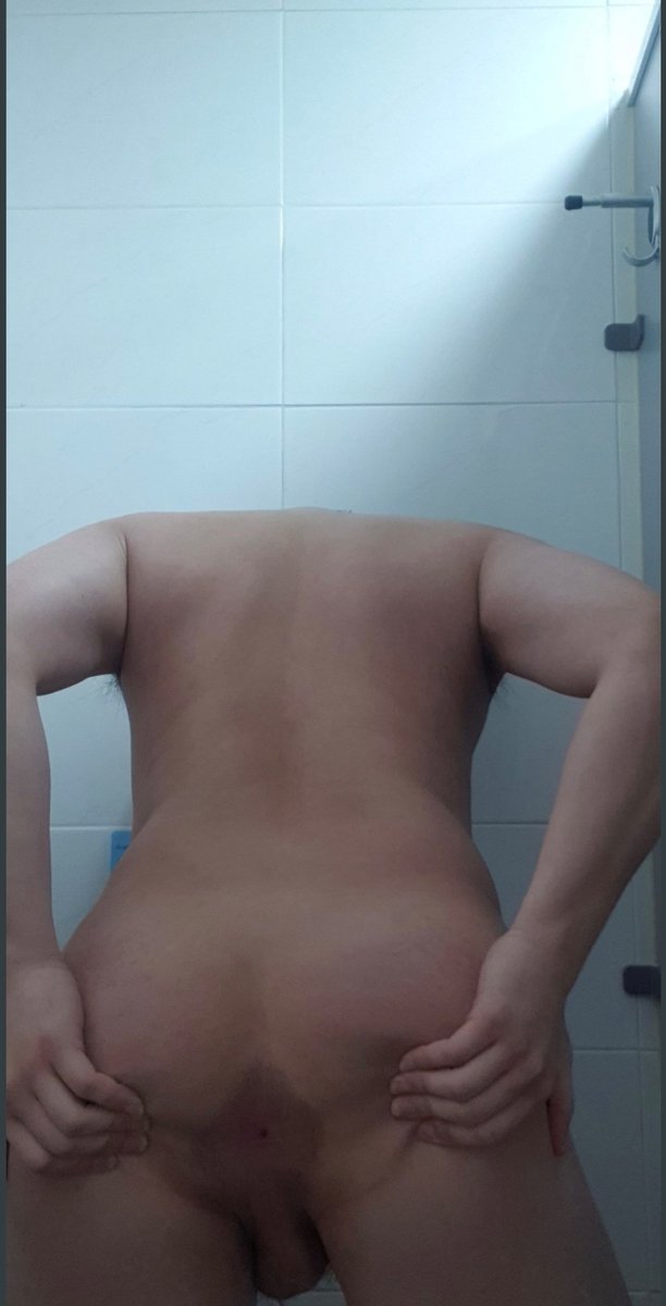 malja312's tweet photo. 이성애자지만 23살먹고 섹스도 못해본 아다 도태남이라 후장까지 상납합니다 https://t.co/rpuVBRUBhr