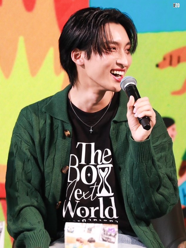 Zo_oMindGall's tweet photo. - 250125 - 🤏🏼

#Noeulnuttarat 
#ZoMindxNoeul
#TBNWxนายอินทร์สนามอ่านเล่น2025 https://t.co/YpOJgp59aw