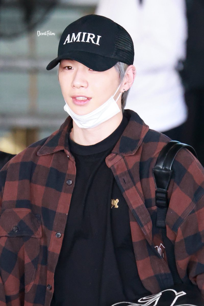 _devilfilm's tweet photo. ซามอยด์มาแล้วค้าบบบบ🐶

#KANGDANIEL #강다니엘
#KANGDANIEL_ACTinBKK https://t.co/ARGwX7XWAq