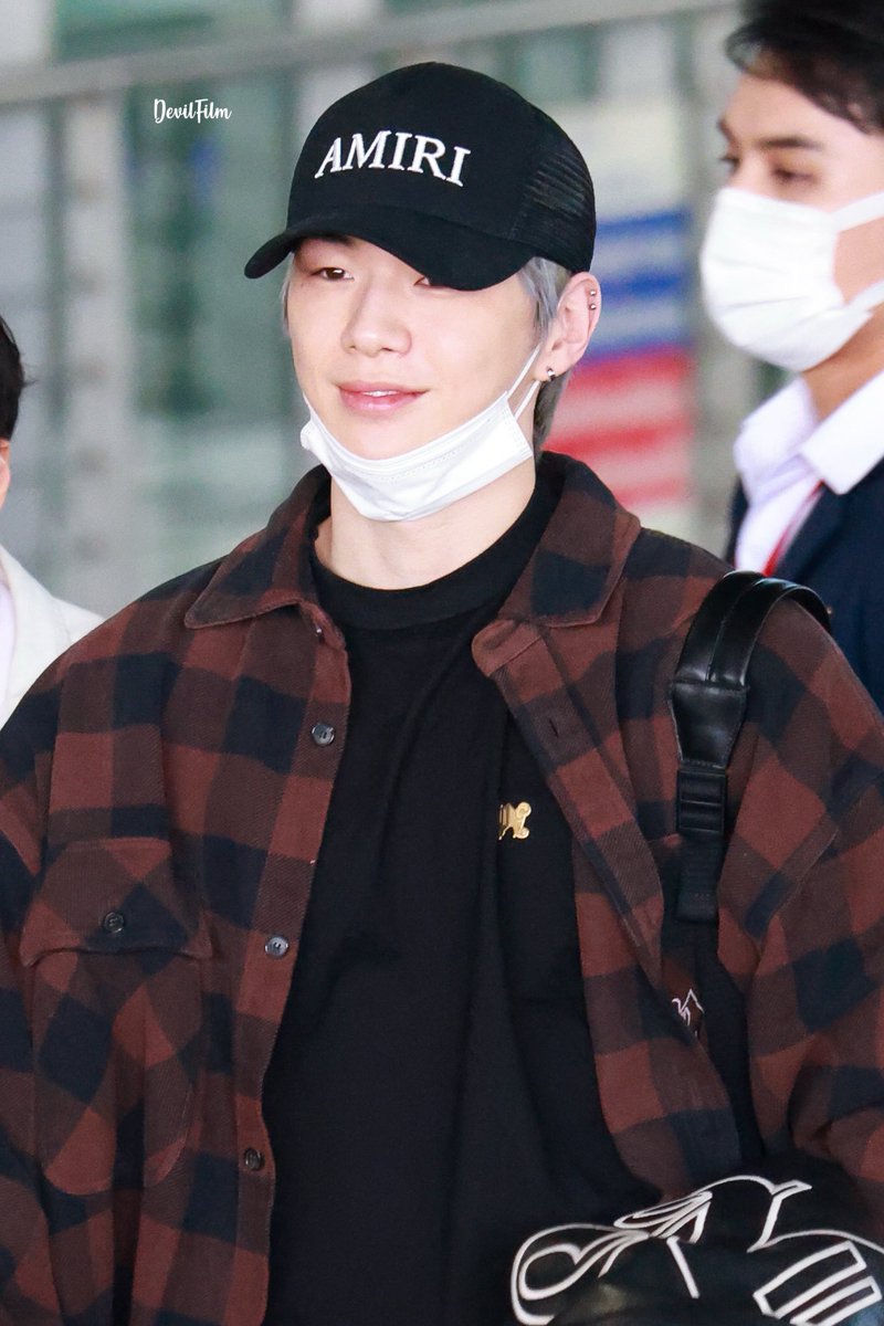 _devilfilm's tweet photo. ซามอยด์มาแล้วค้าบบบบ🐶

#KANGDANIEL #강다니엘
#KANGDANIEL_ACTinBKK https://t.co/ARGwX7XWAq