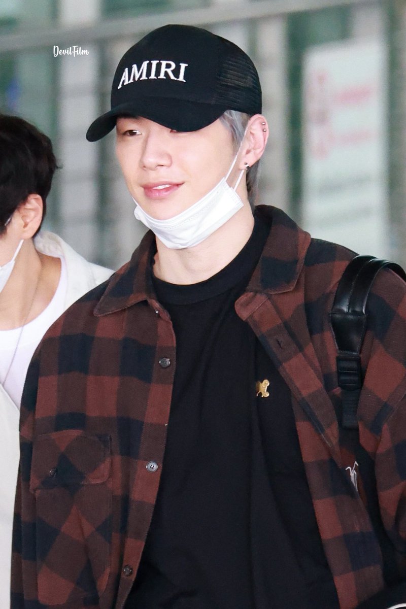 _devilfilm's tweet photo. ซามอยด์มาแล้วค้าบบบบ🐶

#KANGDANIEL #강다니엘
#KANGDANIEL_ACTinBKK https://t.co/ARGwX7XWAq