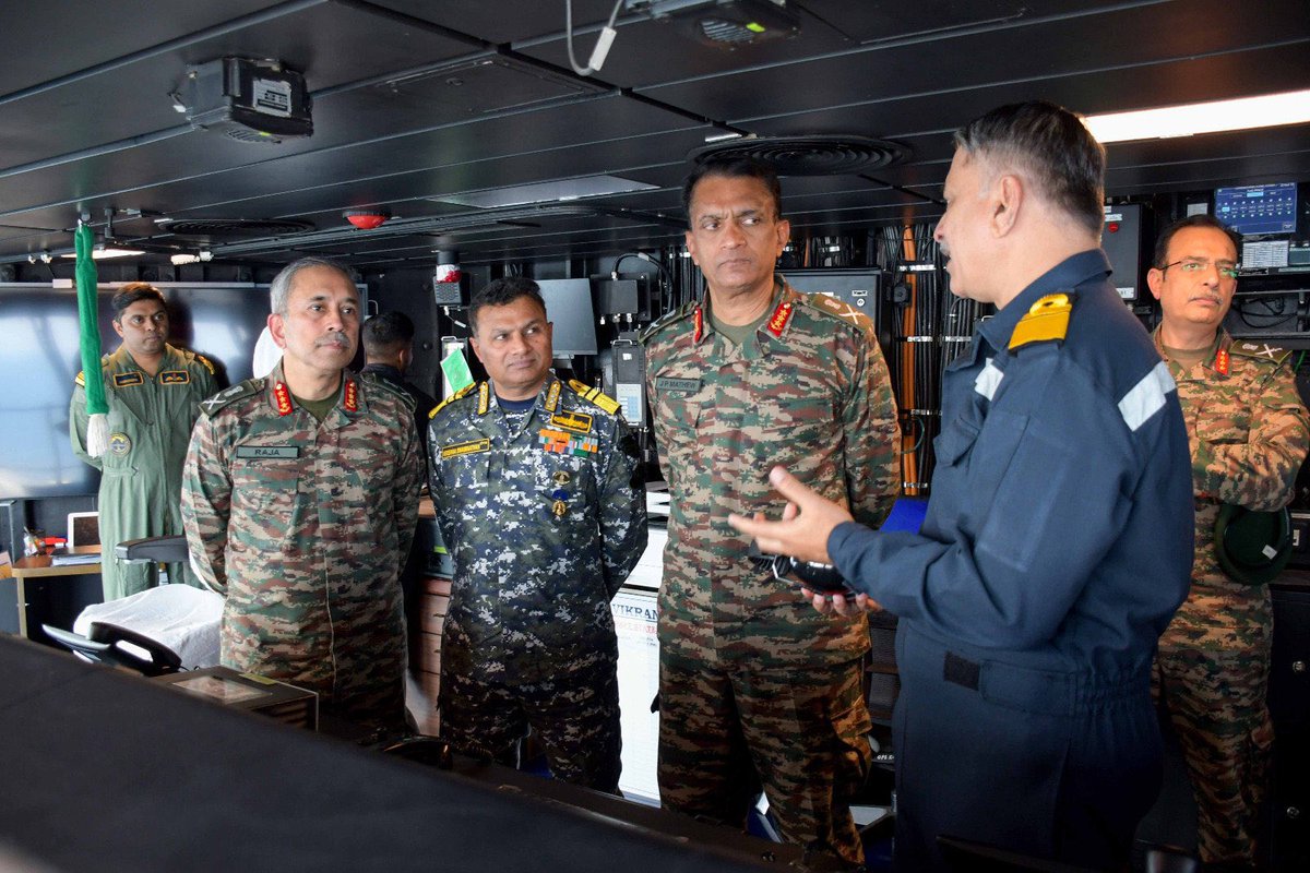 Def_PRO_Chennai's tweet photo. Senior #IndianArmedForces officers got insight on #maritimeoperations onboard @IN_R11Vikrant as Lt Gen Johnson P Mathew #CISC, Lt Gen NS Raja Subramani #VCOAS, VAdm K Swaminathan #VCNS, Air Marshal SP Dharkar #VCAS & Lt Gen Ajay Kumar, DG Infantry witnessed #TROPEX25 Joint Phase. https://t.co/RHNSTOEdnl