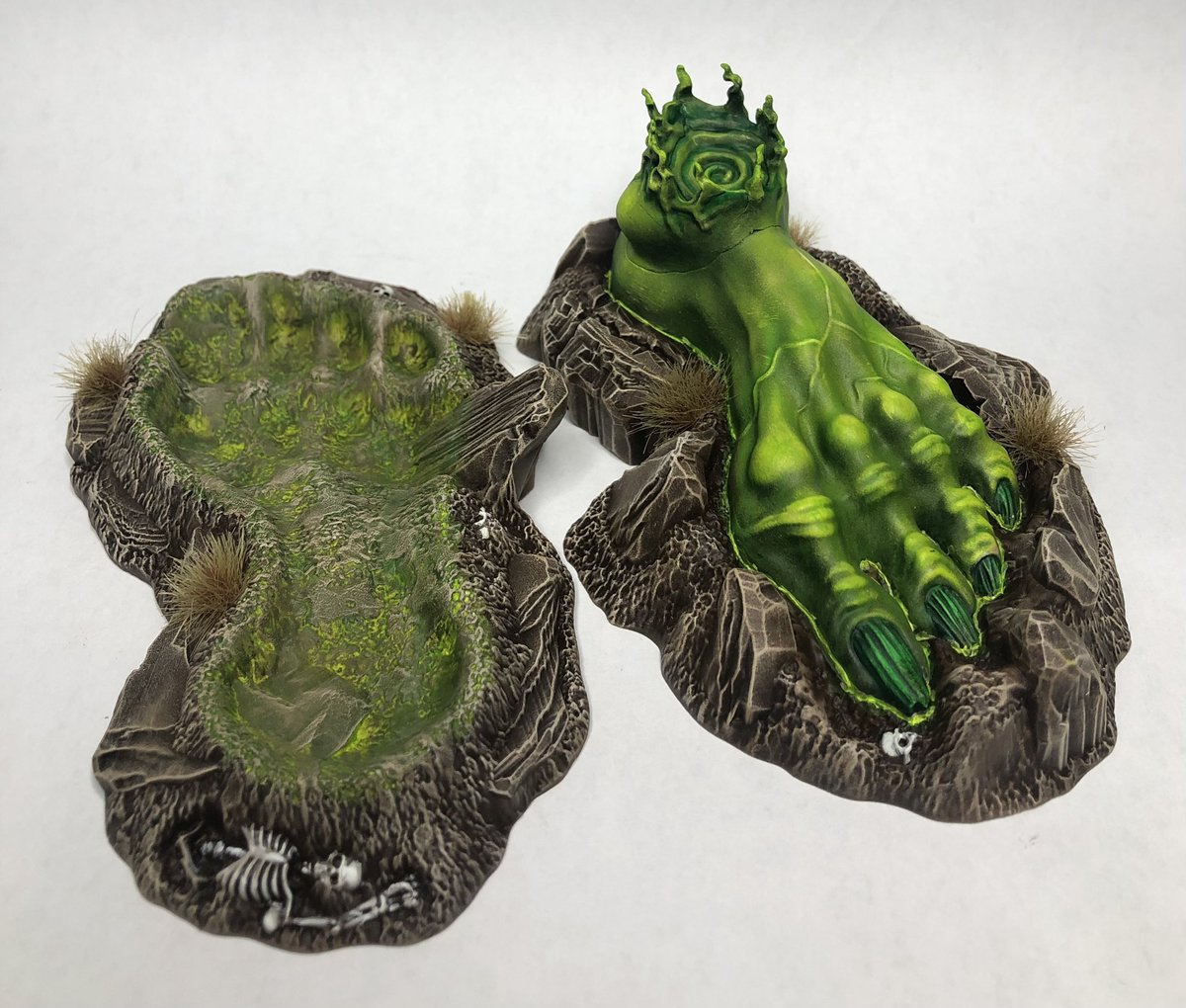 MathDanielsen's tweet photo. Painted the Foot of Gork🦶Really like the new Orruk manifestations, the modes and on the tabletop. #WarhammerCommunity #PaintingWarhammer #Ironjawz https://t.co/vUti1pHgZe