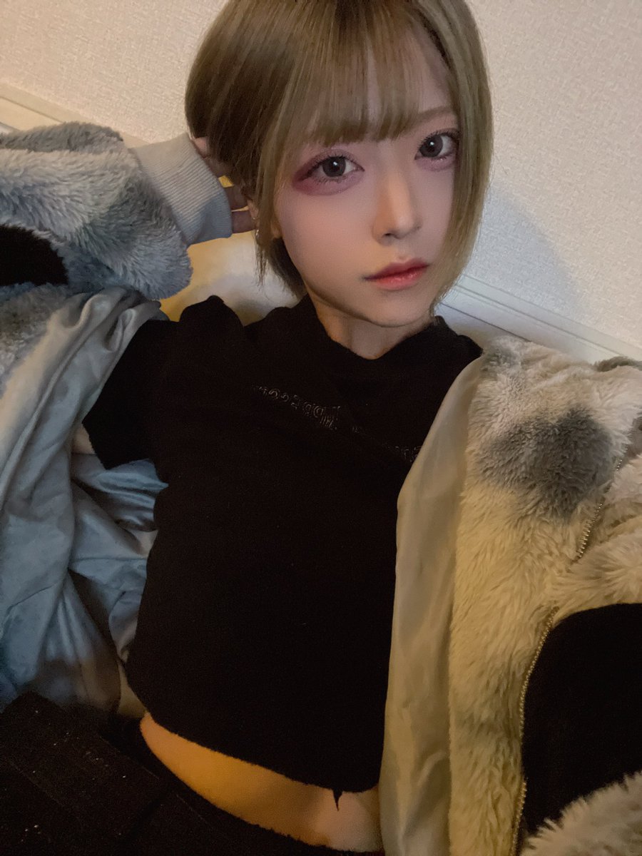 seira____0920's tweet photo. ⛓🖤 https://t.co/k0u3IhwR1L