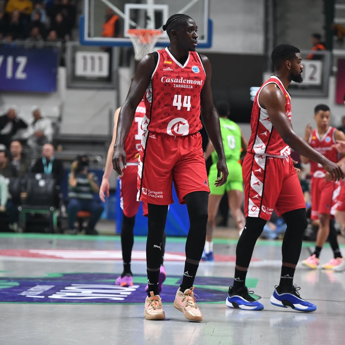 The agreement, as mentioned by <a href="/chemadelucas/">Chema de Lucas</a>, done deal. Jilson Bango signed a two-and-a-half-year contract with Fenerbahce Beko and will earn total of 1.5 million euros until 2027 summer. Fenerbahce has an option out in the 2026 summer.